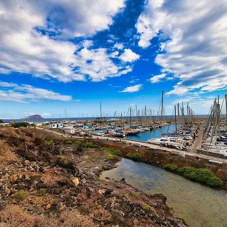 Апартаменты Waves Of Tranquility *