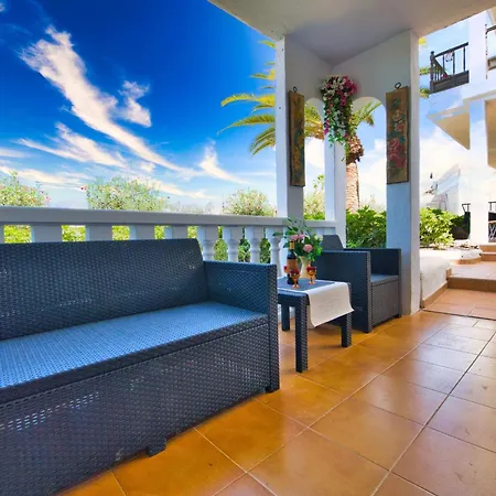 Апартаменты Waves Of Tranquility *